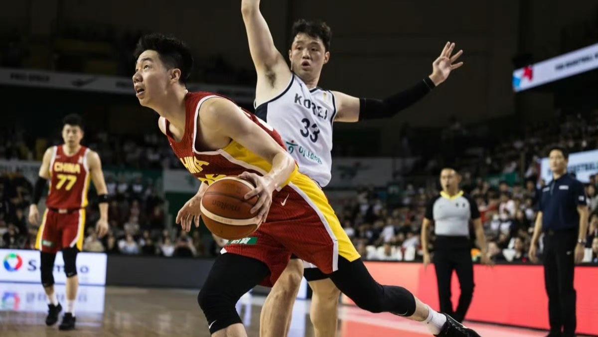 OB电竞app下载-锋线四剑客出鞘！中国男篮世预赛逆转双杀，剑指世界杯！